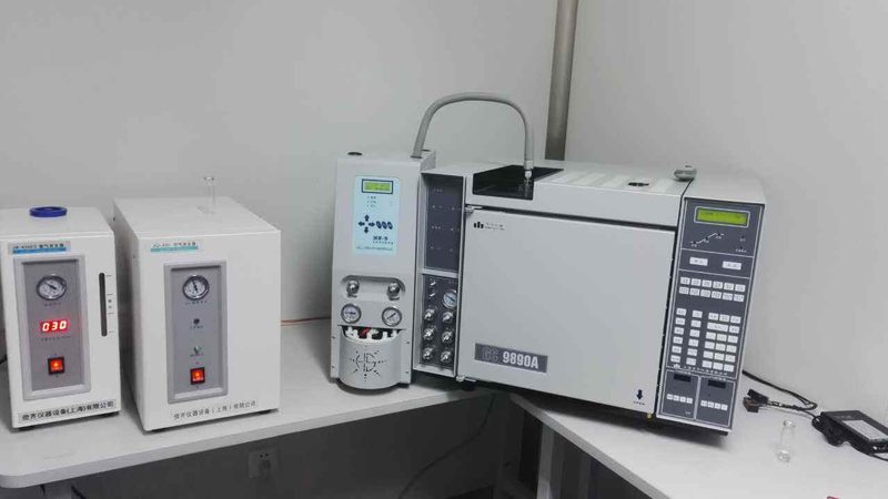 广州医疗器械经营许可证代办的费用主要包括以下几部分：